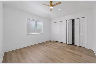 4735 Woodford Street, Baytown, TX 77521 - Photo 33