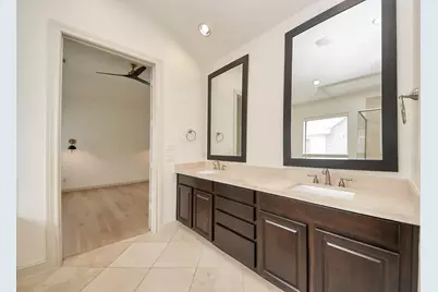 3229 Maxroy Street, Houston, TX 77008 - Photo 35