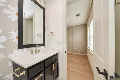 3229 Maxroy Street, Houston, TX 77008 - Photo 37