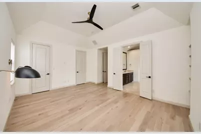 3229 Maxroy Street, Houston, TX 77008 - Photo 31