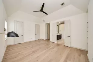 3229 Maxroy St, Houston, TX 77008 - Photo 31