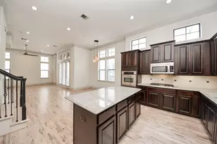 3229 Maxroy St, Houston, TX 77008 - Photo 23