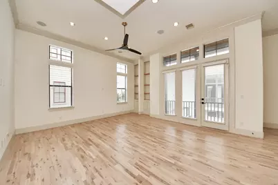 3229 Maxroy Street, Houston, TX 77008 - Photo 9