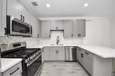 7412 Carver Road #B, Houston, TX 77088 - Photo 5