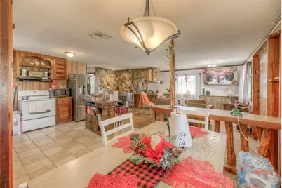 123 Hilltop, Onalaska, TX 77360 - Photo 7