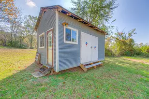 123 Hilltop, Onalaska, TX 77360 - Photo 31