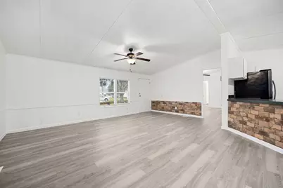 16330 Hill Country Court, Conroe, TX 77302 - Photo 5