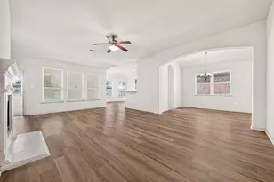 9214 Cavalier Ln, Rosenberg, TX 77469 - Photo 7