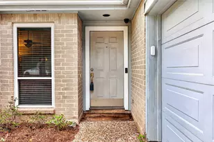 12135 Ella Lee Ln, Houston, TX 77077 - Photo 5