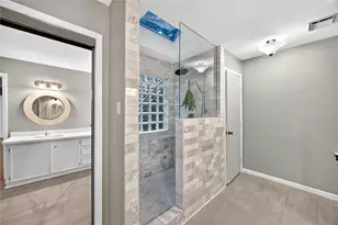 12135 Ella Lee Ln, Houston, TX 77077 - Photo 25