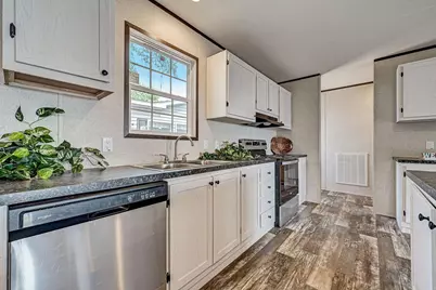 1021 Mustang Crossing Drive, Waller, TX 77484 - Photo 5