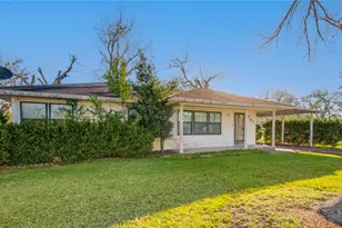 701 Blair St, West Columbia, TX 77486 - Photo 3