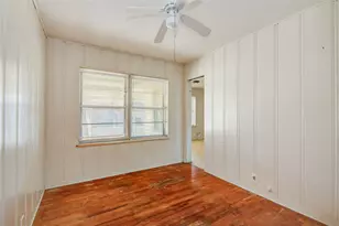 701 Blair St, West Columbia, TX 77486 - Photo 19