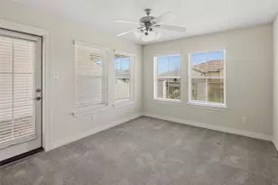 24 Tassia Ln, Houston, TX 77058 - Photo 23