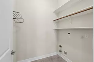 24 Tassia Ln, Houston, TX 77058 - Photo 11