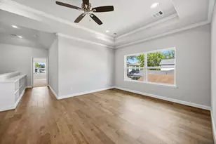 1208 E 26th St, Houston, TX 77009 - Photo 11