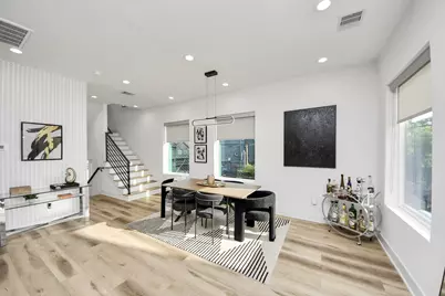 1044 W 17th Street, Houston, TX 77008 - Photo 13