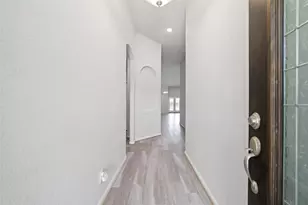 11710 Rosehall Reach Ln, Tomball, TX 77377 - Photo 5