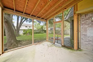 1503 New Cedars Dr, Houston, TX 77062 - Photo 27