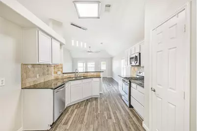 11806 Piney Way Lane, Tomball, TX 77375 - Photo 11