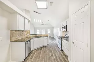 11806 Piney Way Ln, Tomball, TX 77375 - Photo 11