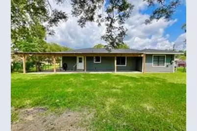 231 Moore Street, Richwood, TX 77531 - Photo 5