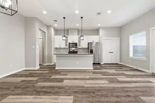 417 Stonework Sage Ln, Houston, TX 77076 - Photo 5