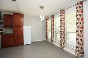 10403 Twin Oak Dr, Conroe, TX 77385 - Photo 11