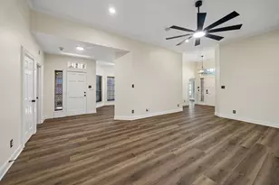 13822 Jupiter Hills Dr, Houston, TX 77069 - Photo 9