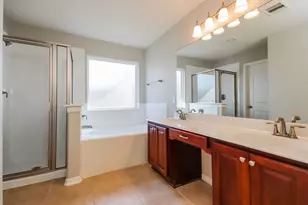 1110 Shadow Glenn Dr, Conroe, TX 77301 - Photo 11