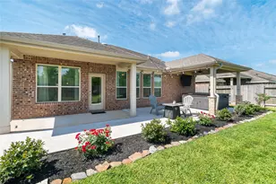 13307 Alcott Forest Ln, Rosharon, TX 77583 - Photo 9