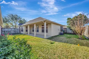 1619 Berlino Dr, Pearland, TX 77581 - Photo 5