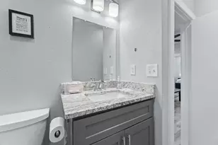 412 Drew St, Houston, TX 77006 - Photo 17