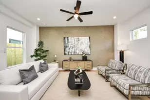 7909 Lynette St, Houston, TX 77028 - Photo 3