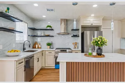 10042 Lazy Oaks Street, Houston, TX 77080 - Photo 15