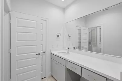 2709 Clinton Drive, Houston, TX 77020 - Photo 7