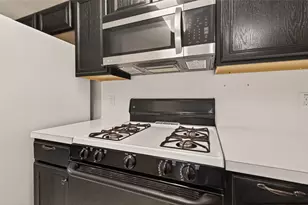 1010 Twisted Elm Ct, Houston, TX 77038 - Photo 13