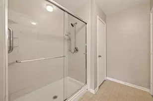 1010 Twisted Elm Ct, Houston, TX 77038 - Photo 25