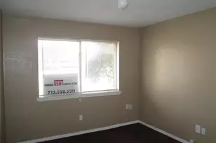 3368 Burke, Pasadena, TX 77504 - Photo 5