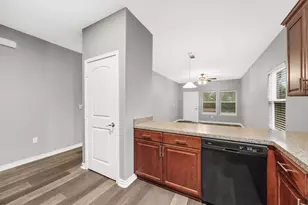 6419 Crim Ct, Houston, TX 77049 - Photo 11