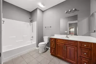 6419 Crim Ct, Houston, TX 77049 - Photo 21