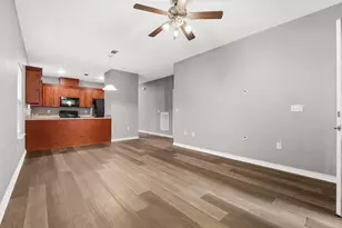 6419 Crim Ct, Houston, TX 77049 - Photo 9