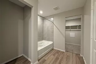 12314 Morning Vis Dr, Houston, TX 77014 - Photo 17