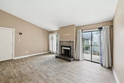 9707 Richmond Street #16, Houston, TX 77042 - Photo 5