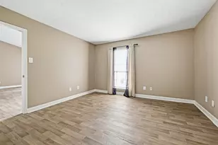 9707 Richmond St, Houston, TX 77042 - Photo 11