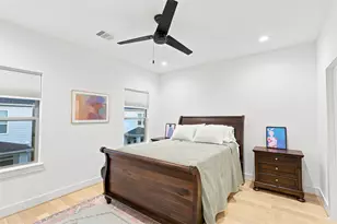 5828 Kiam St, Houston, TX 77007 - Photo 27