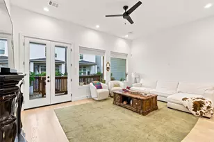 5828 Kiam St, Houston, TX 77007 - Photo 3