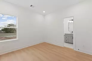 253 De Boll St, Houston, TX 77022 - Photo 23