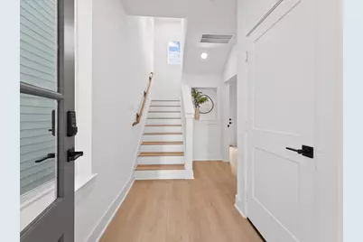 253 De Boll Street, Houston, TX 77022 - Photo 5