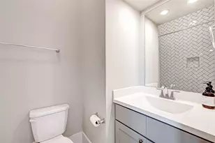 715 Algona Ave, Houston, TX 77008 - Photo 19